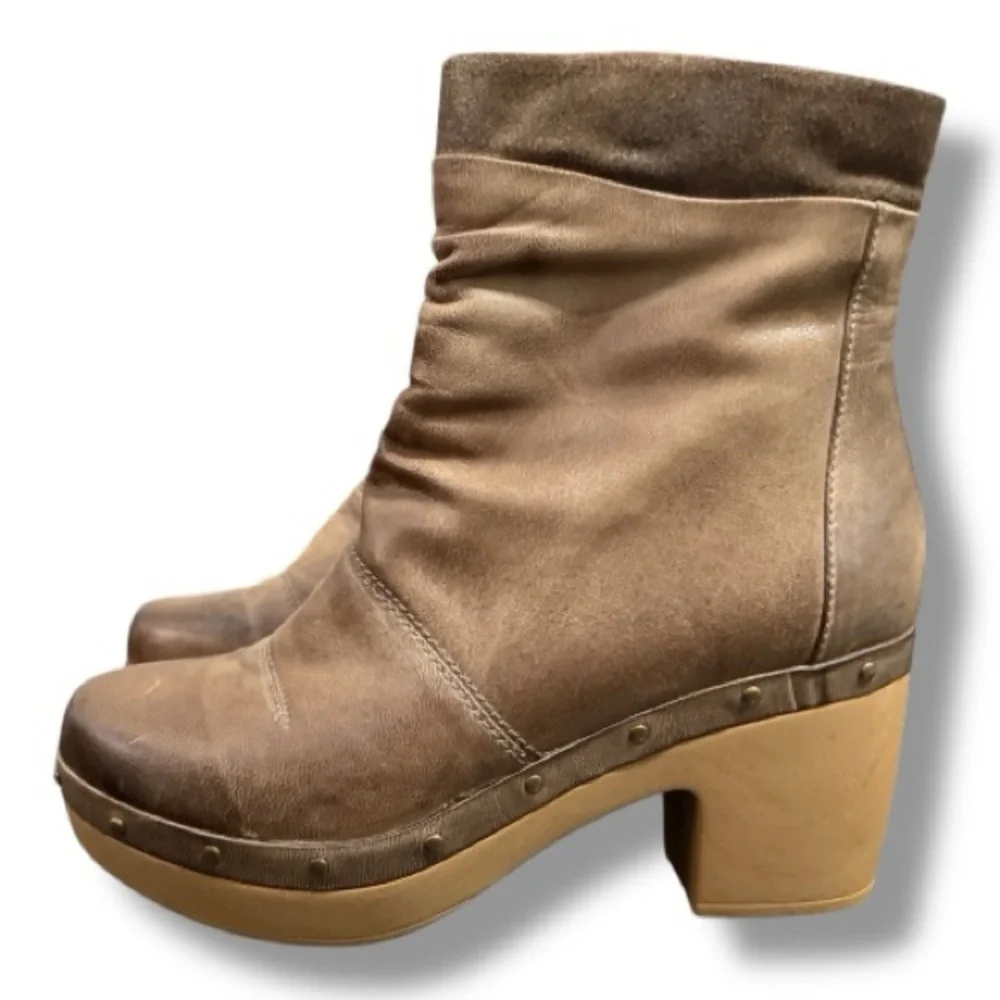 Anthropologie Antelope Scandi Girl Leather Clog Boots Size 39 US